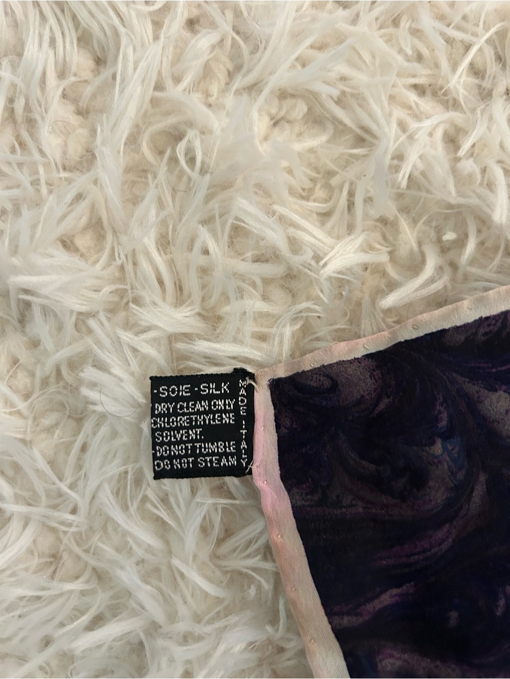 Leonard Paris Original 100% silk large scarf - Picture 3 of 6